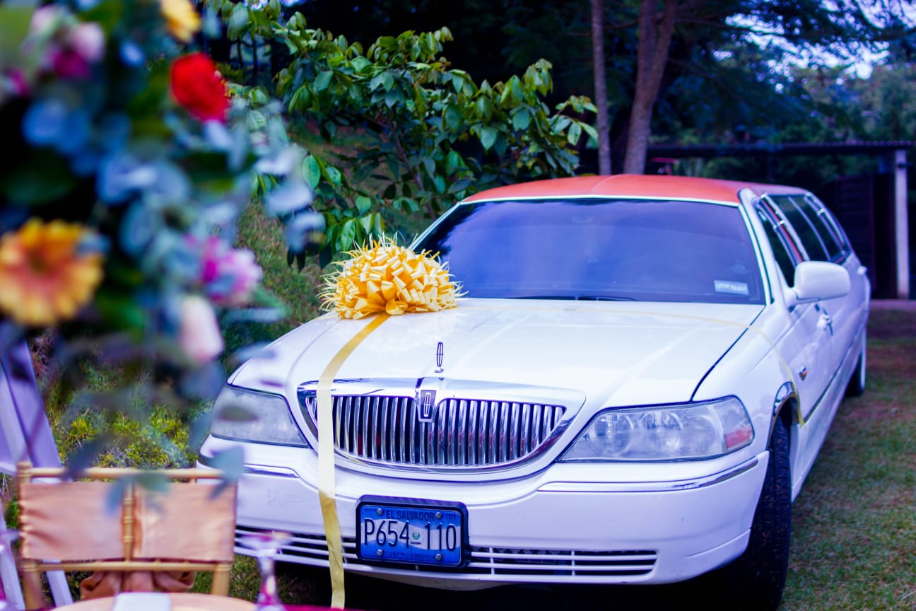Lincoln Town Car Stretch Limousine 2000 ClassicCarsV
